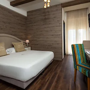 Hotel Western Maison B